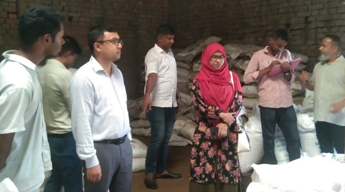 সৈয়দপুরে ৫০ হাজার টাকার মেয়াদোত্তীর্ণ কীটনাশক জব্দ, দুই প্রতিষ্ঠানকে ২৮ হাজার টাকা জরিমানা